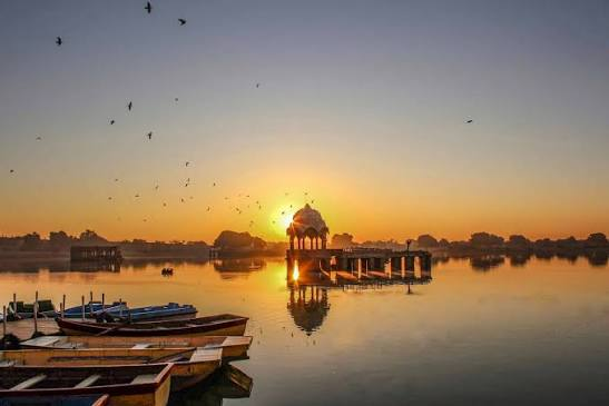 Visit Gadisar Lake